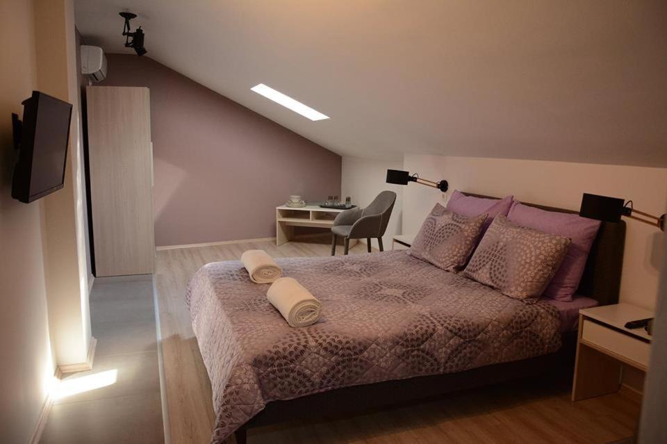 City Break Hotel Bitola Bagian luar foto